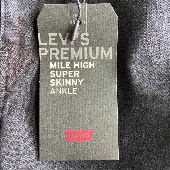 Levi’s Super Skinny Ankle Denim - Picture 8 of 10